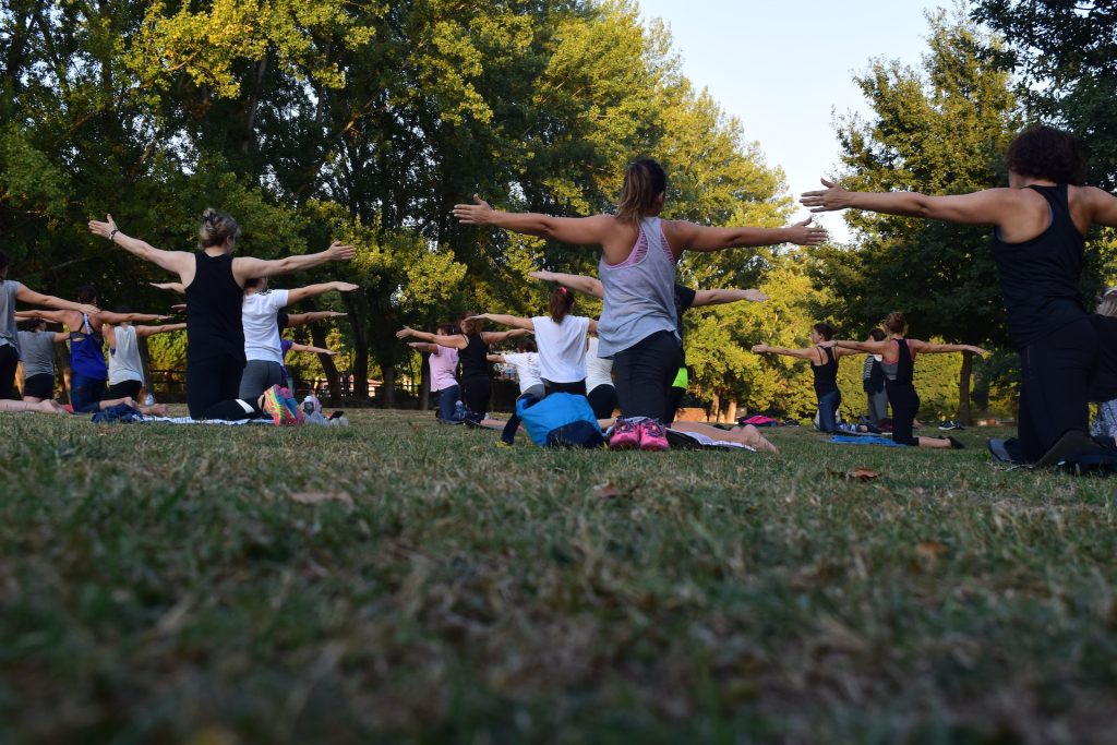 Pratiquer le yoga contre le mal de dos