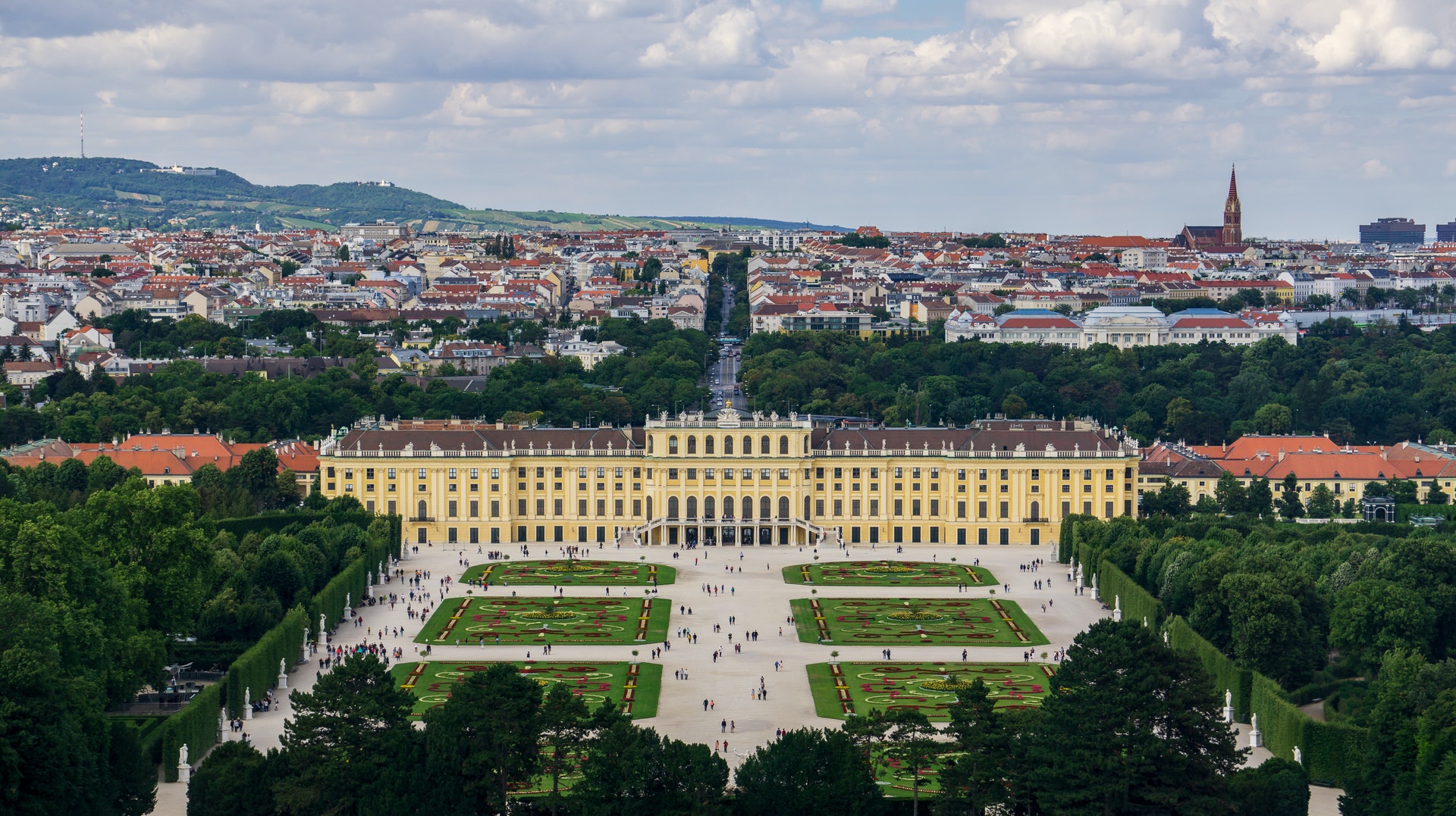 Admirez les divers bâtiments importants de Vienne